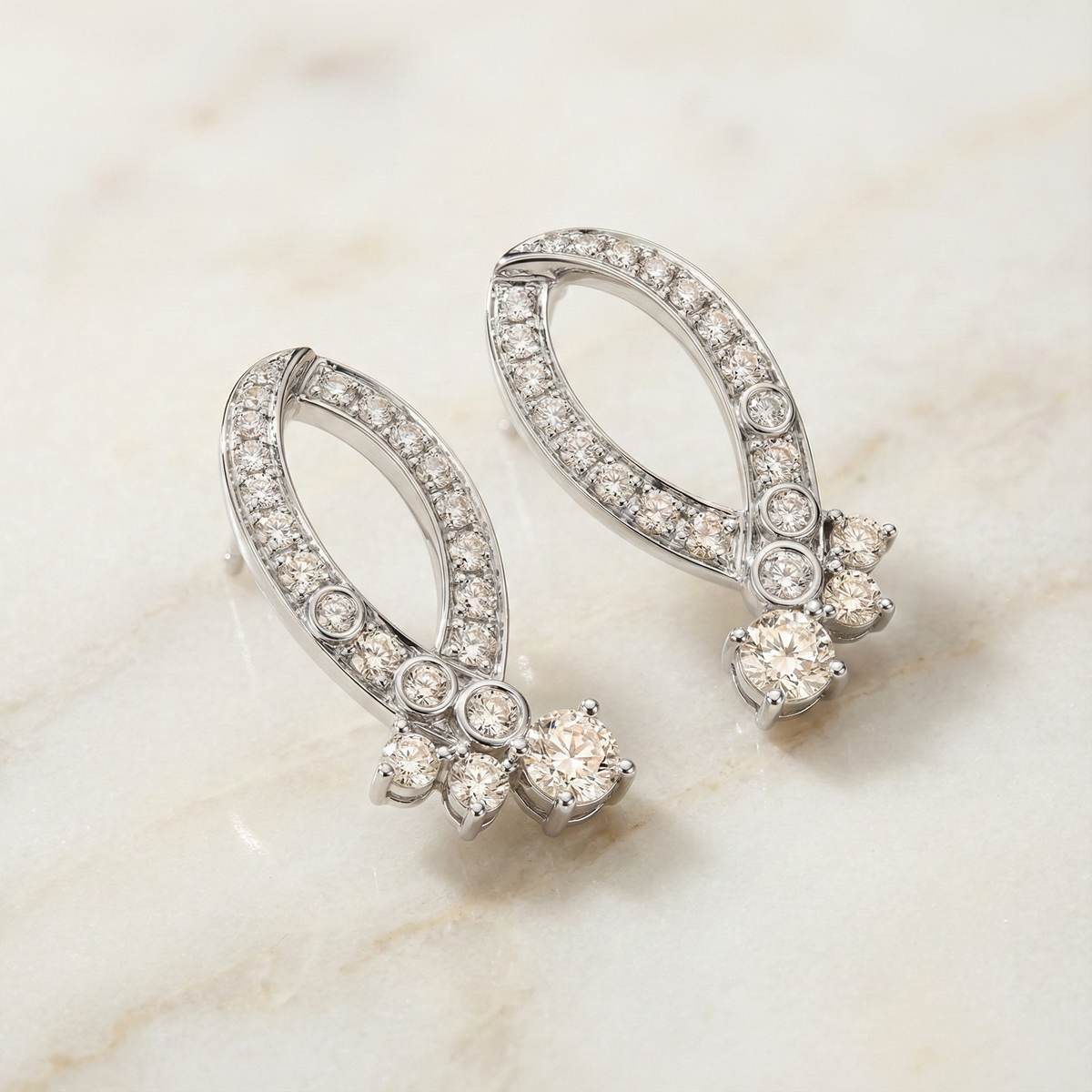 The Cognac Loop | Graduated Champagne Diamond Cluster Earrings